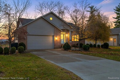 10250 Mill Pointe Dr unit 7, Goodrich, MI 48438 - photo 2