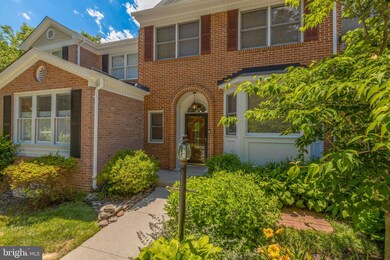 9095 Golden Sunset Ln, Springfield, VA 22153 - photo 4