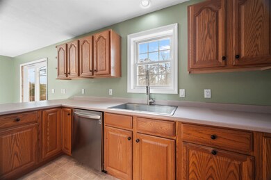 235 Beauty Hill Rd, Barrington, NH 03825 - photo 5