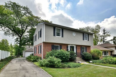 521 S Poplar Ave, Elmhurst, IL 60126 - photo 2