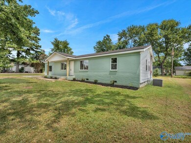 29364 Lakeview Dr, Ardmore, AL 35739 - photo 2