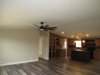 2141 Crockett Rd, Sanger, TX 76266 - photo 6