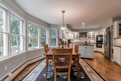 21 Coveside_Kitchen