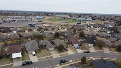 1414 SW 24th St, Moore, OK 73170 - photo 3