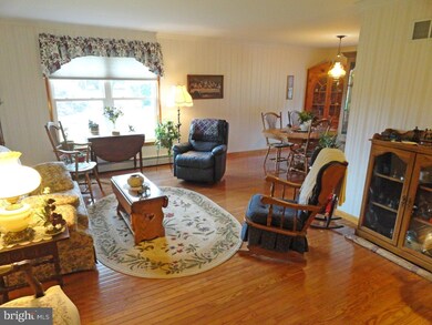 61 Audrey Dr, Barto, PA 19504 - photo 3