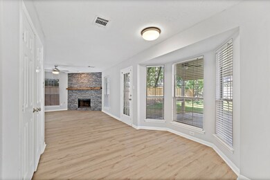 115 N Rockfern Ct, Spring, TX 77380 - photo 6