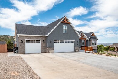 1086 E Smokey Trail-13