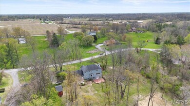 13 Jamestown Farm Dr, Florissant, MO 63034 - photo 4