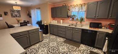 376 Pleasant Place, Moscow, ID 83843 - photo 6