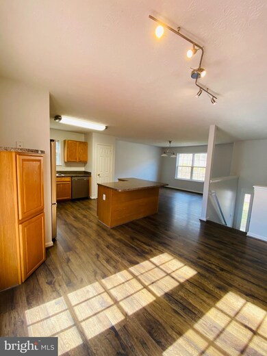 26311 Meadow Wood Dr, Mechanicsville, MD 20659 - photo 5