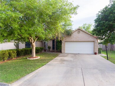 575 Greystone Cir, Alamo, TX 78516 - photo 5