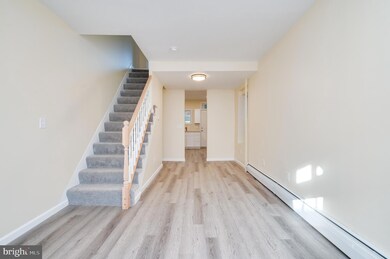 542 S 17th St, Reading, PA 19606 - photo 5