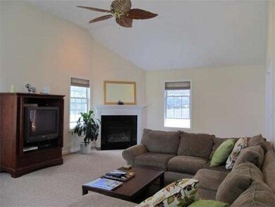 10 Dyer St, North Billerica, MA 01862 - photo 7