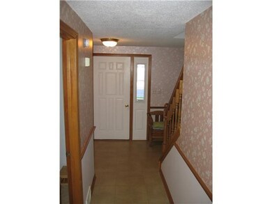 862 Thomas Fox Dr W, North Tonawanda, NY 14120 - photo 4