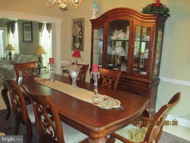 12331 Cherry Branch Dr, Clarksburg, MD 20871 - photo 4