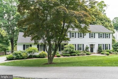 501 Fox Run Ln, Bryn Mawr, PA 19010 - photo 2