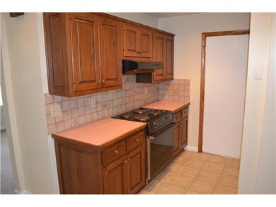 1263 Vinewood Dr, Columbus, OH 43229 - photo 4