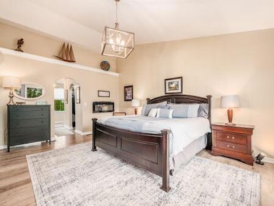 orange bedroom 3