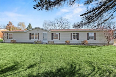 4921 Hawk Rd, Mechanicsburg, OH 43044 - photo 2