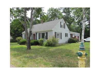 33 Ellsworth St, Springvale, ME 04083 - photo 2