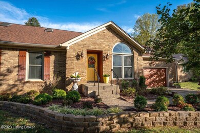 7505 Newton Dr, Louisville, KY 40228 - photo 3