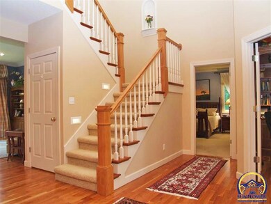 5301 SW 40th Terrace, Topeka, KS 66610 - photo 7