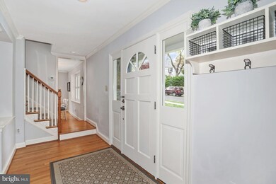 8515 Lynwood Place, Chevy Chase, MD 20815 - photo 5