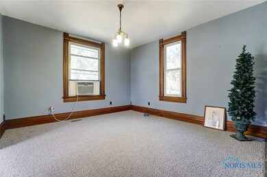 436 N Simon St, Ada, OH 45810 - photo 7