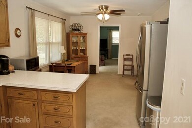 2020 Townview Dr, Kannapolis, NC 28081 - photo 4