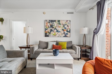 The Ritz-Carlton Residences, Baltimore, MD 21230 - photo 4