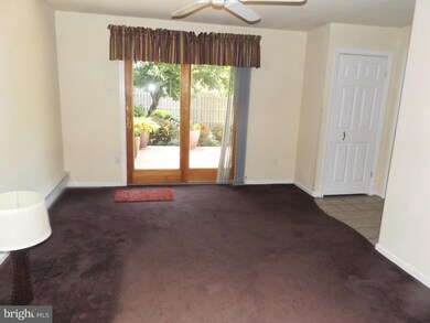 812 Pennsylvania Ave, Southampton, PA 18966 - photo 3