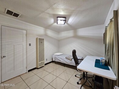 3910 Lincoln Ave unit 2, El Paso, TX 79930 - photo 3