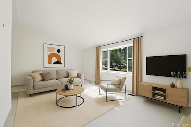 607 S Laredo Cir, Aurora, CO 80017 - photo 2