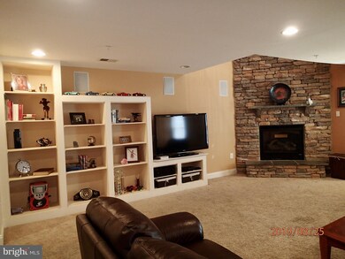 9103 Marlove Oaks Ln unit N, Owings Mills, MD 21117 - photo 3