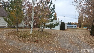Circular driveway