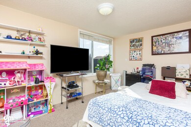 104 Sweetgale Court 104-large-012-15-Bed