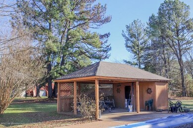 J Malone pool house