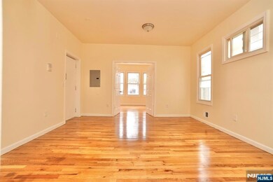 388-392 Chadwick Ave, Newark, NJ 07112 - photo 3