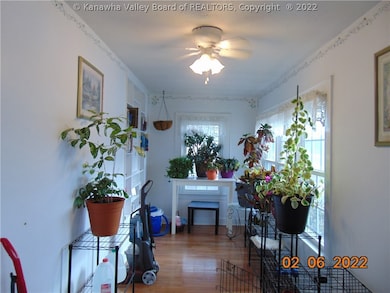 202 25th St, Dunbar, WV 25064 - photo 2