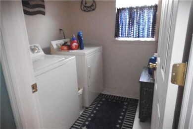 139 Bainbridge Cir, Reading, PA 19608 - photo 6