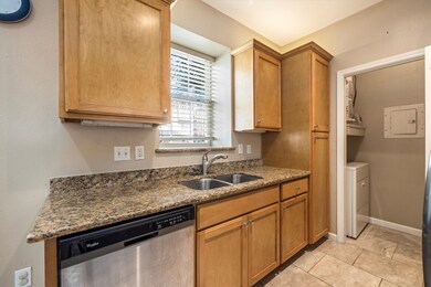 7000 Seawall Blvd unit 1114, Galveston, TX 77551 - photo 5