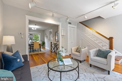 1731 34th St NW, Washington, DC 20007 - photo 7