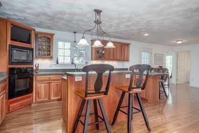 571 Old Dunstable Rd, Groton, MA 01450 - photo 6