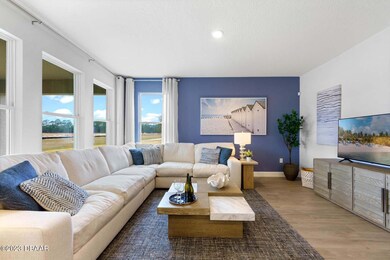 6 living area