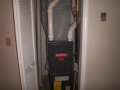 80 Wrentham St unit 82, Dorchester Center, MA 02124 - photo 4