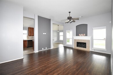 30315 Castle Forest Dr, Spring, TX 77386 - photo 6