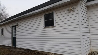 673 2nd St SW, Linton, IN 47441 - photo 5