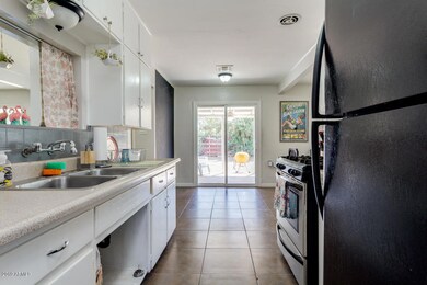 Kitchen1