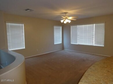 AZ12607-140822-005-living