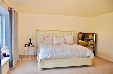 1550 E Catamaran Dr, Gilbert, AZ 85234 - photo 2